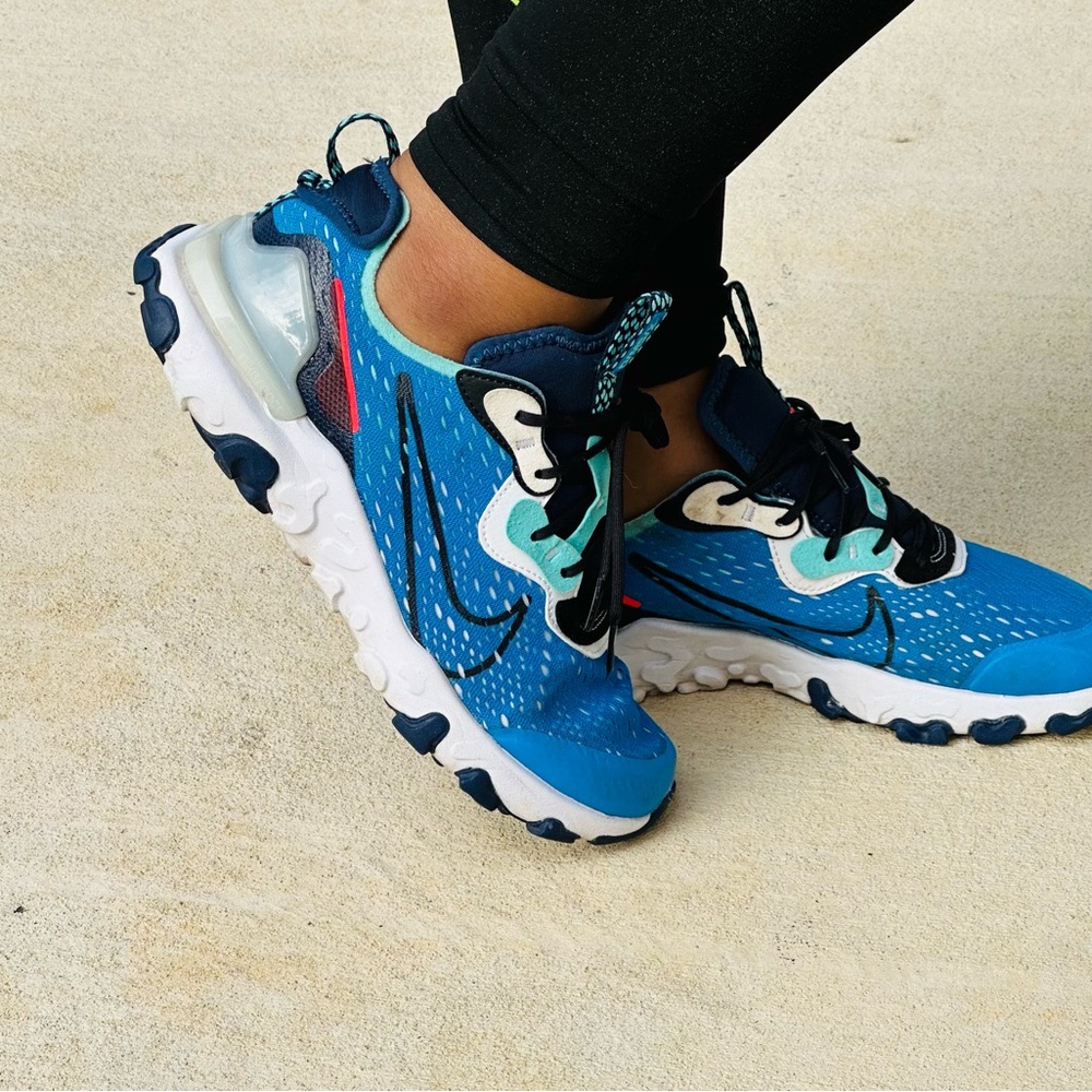 Nike fashion shoes
